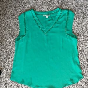 Green flowy blouse - L